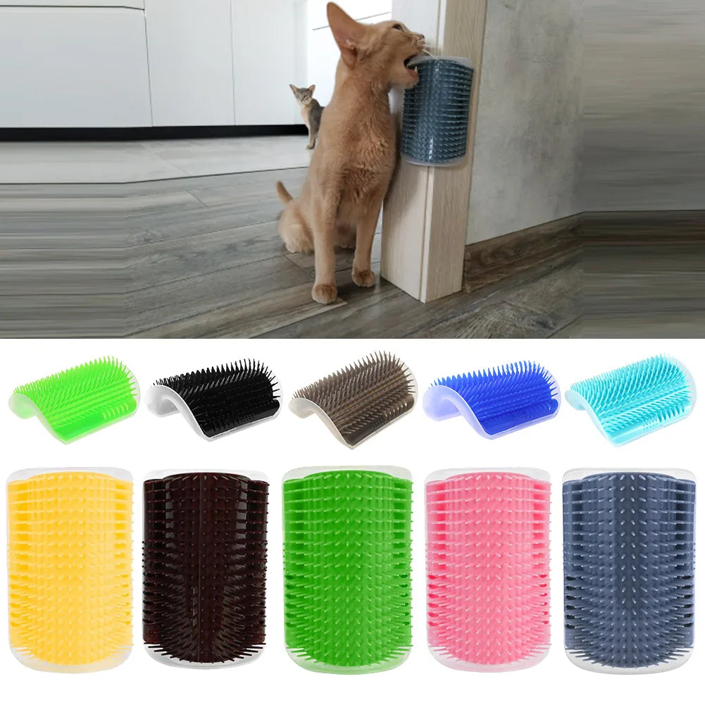 Pet corner brush, scratching comb with plastic bristles.